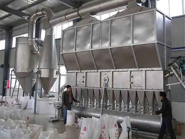 Horizontal boiling dryer