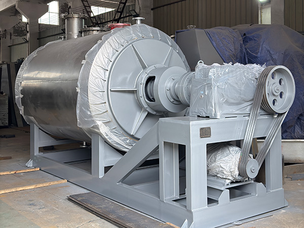 vacuum rake dryer
